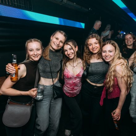 Rise like a 2000s & 2010s Club + ESC Public Viewing