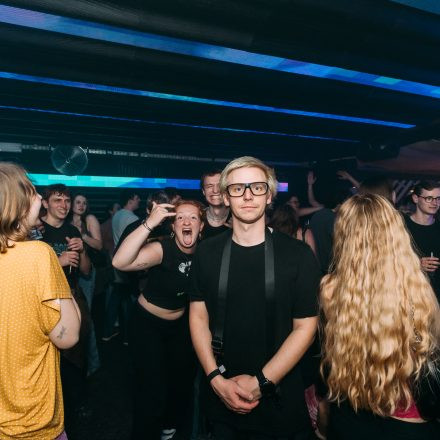 Rise like a 2000s & 2010s Club + ESC Public Viewing
