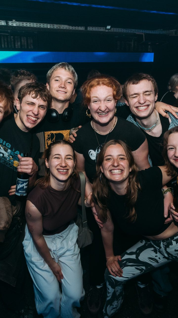 Rise like a 2000s & 2010s Club + ESC Public Viewing