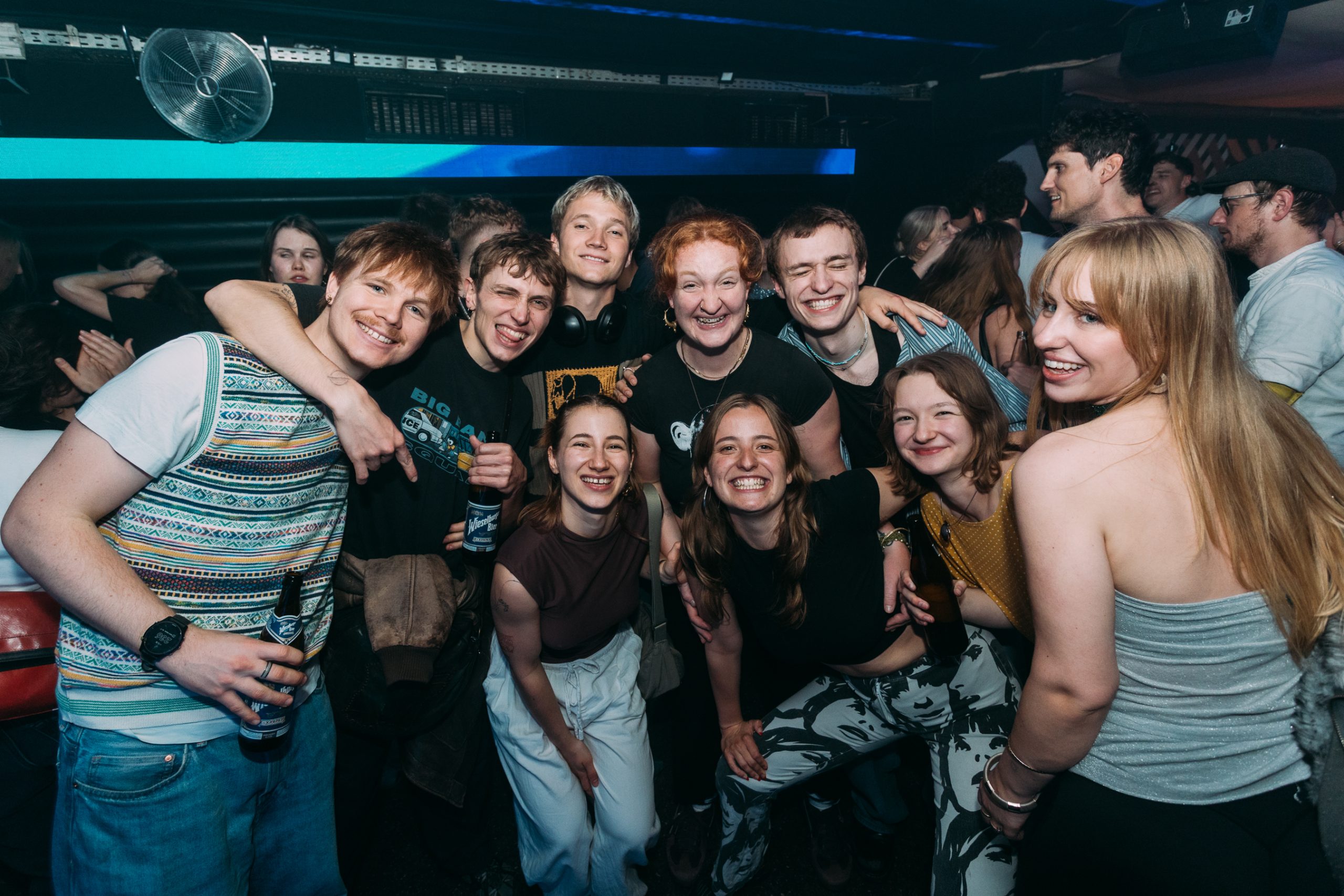 Rise like a 2000s & 2010s Club + ESC Public Viewing
