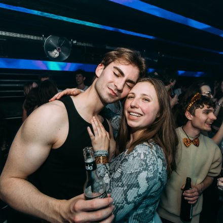 Rise like a 2000s & 2010s Club + ESC Public Viewing