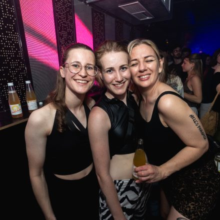 Ice Ice 90ies & 2000s Club!