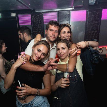 Ice Ice 90ies & 2000s Club!