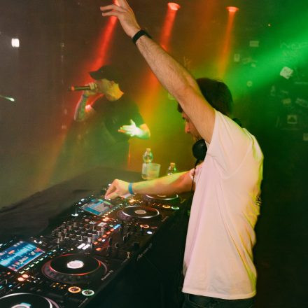 Switch! feat. Used, Woodlock