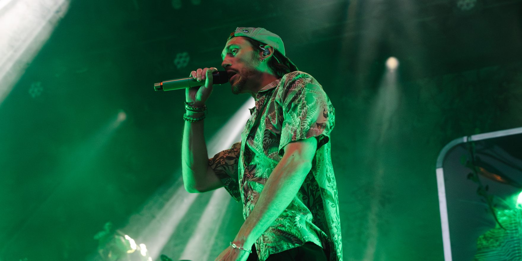 Greeen