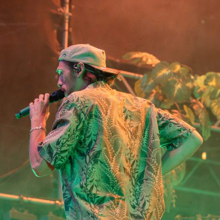 Greeen