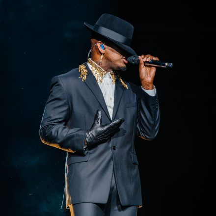 NE-YO & AKON