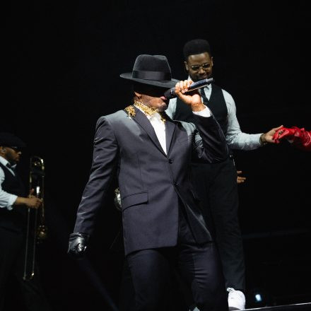 NE-YO & AKON