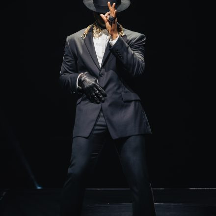 NE-YO & AKON