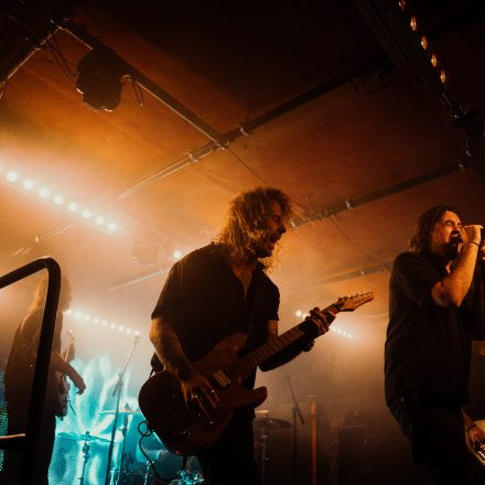 Broadside x Hands Like Houses