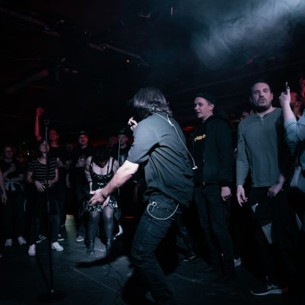 Broadside x Hands Like Houses