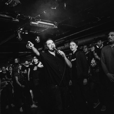 Broadside x Hands Like Houses