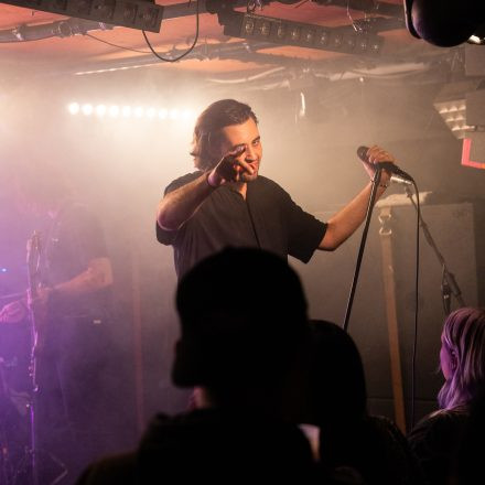 Broadside x Hands Like Houses