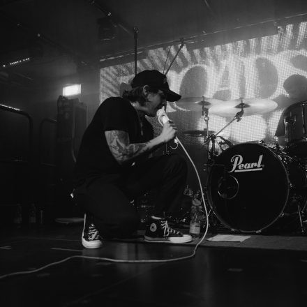 Broadside x Hands Like Houses