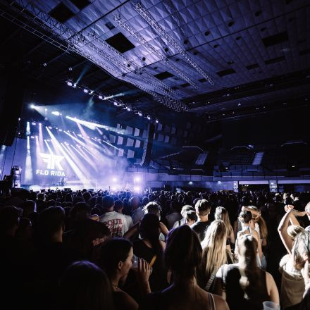 Flo Rida - Club Can’t Handle - Europe Tour