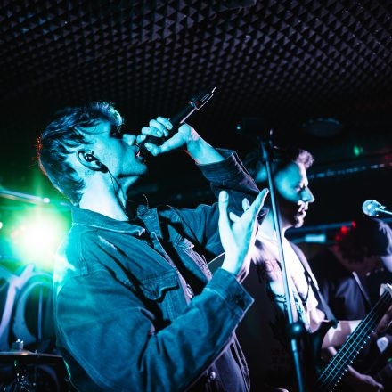 MEDIOCRACY feat. Sleeping Ground & Stir Of Echoes