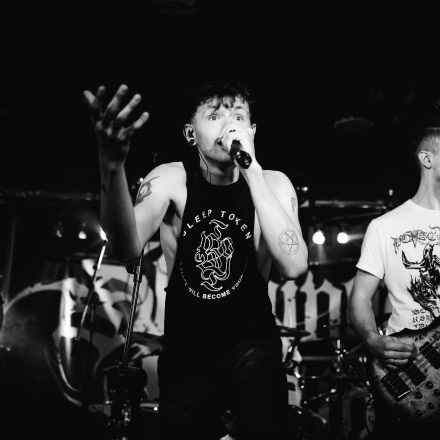 MEDIOCRACY feat. Sleeping Ground & Stir Of Echoes