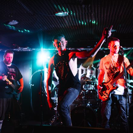 MEDIOCRACY feat. Sleeping Ground & Stir Of Echoes