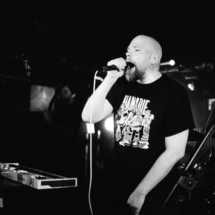 MEDIOCRACY feat. Sleeping Ground & Stir Of Echoes