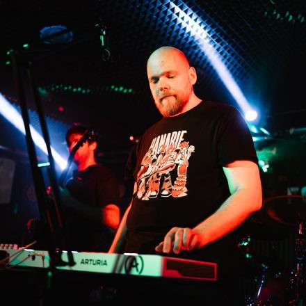 MEDIOCRACY feat. Sleeping Ground & Stir Of Echoes