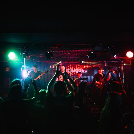 MEDIOCRACY feat. Sleeping Ground & Stir Of Echoes