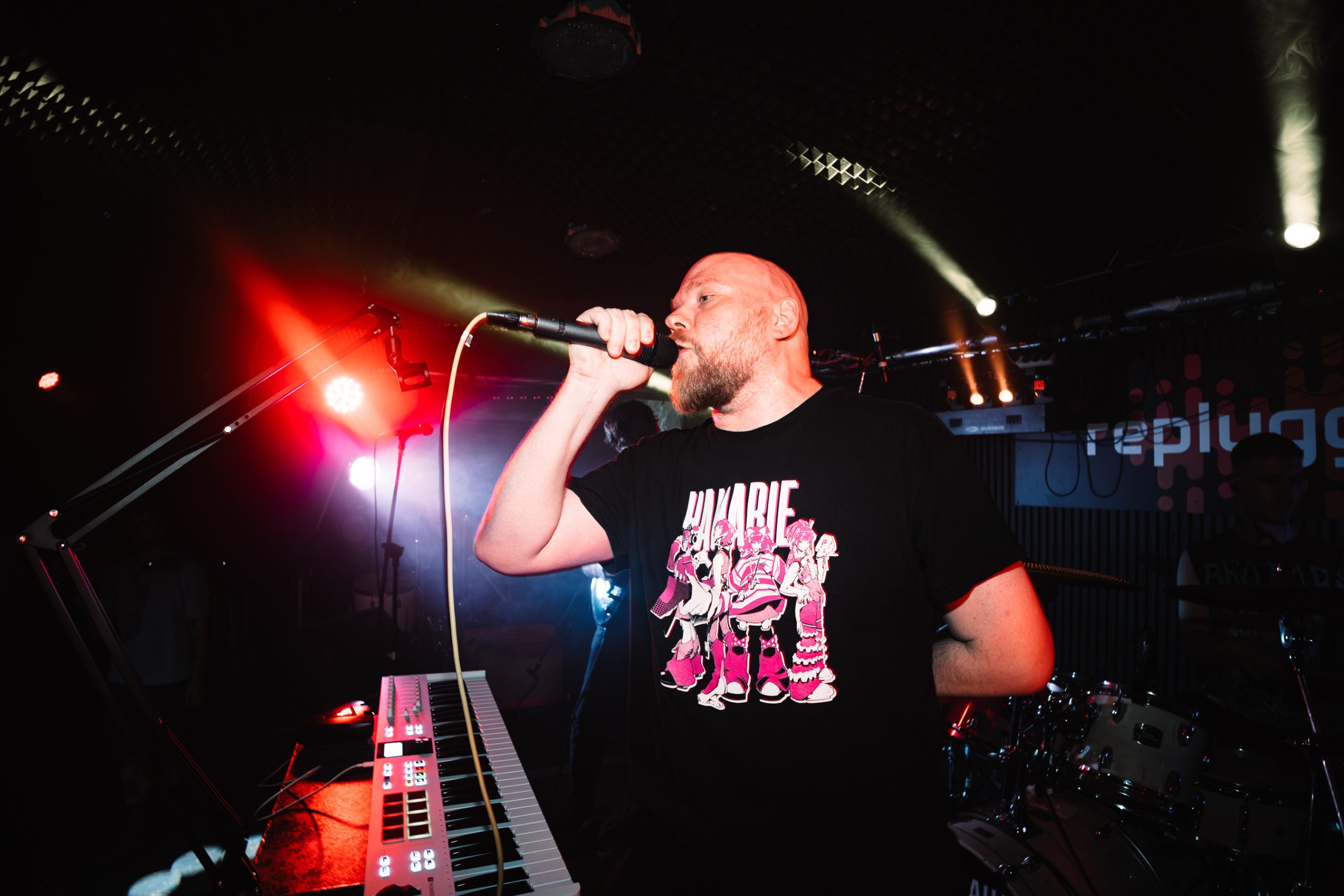 MEDIOCRACY feat. Sleeping Ground & Stir Of Echoes