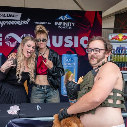 Nova Rock Festival 2026 - Autogrammzelt pres. by Infinity Water