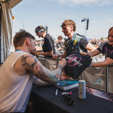 Nova Rock Festival 2026 - Autogrammzelt pres. by Infinity Water - Teil 2