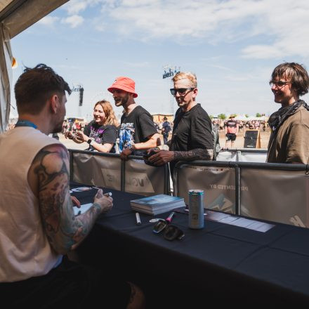 Nova Rock Festival 2026 - Autogrammzelt pres. by Infinity Water - Teil 2