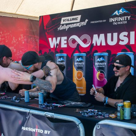 Nova Rock Festival 2026 - Autogrammzelt pres. by Infinity Water - Teil 2