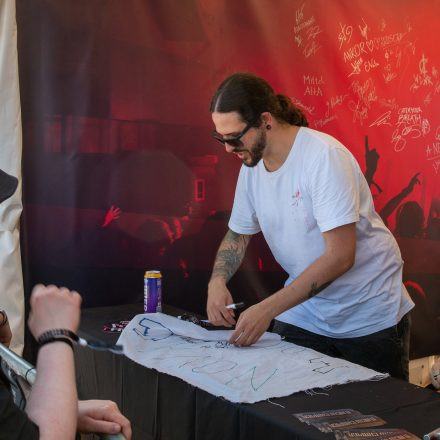 Nova Rock Festival 2026 - Autogrammzelt pres. by Infinity Water - Teil 2