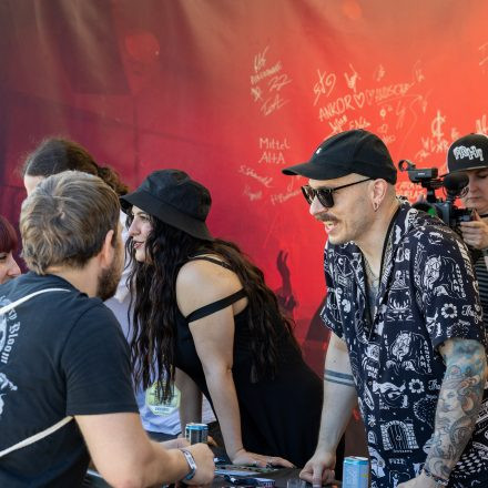 Nova Rock Festival 2026 - Autogrammzelt pres. by Infinity Water - Teil 2