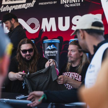 Nova Rock Festival 2026 - Autogrammzelt pres. by Infinity Water - Teil 2