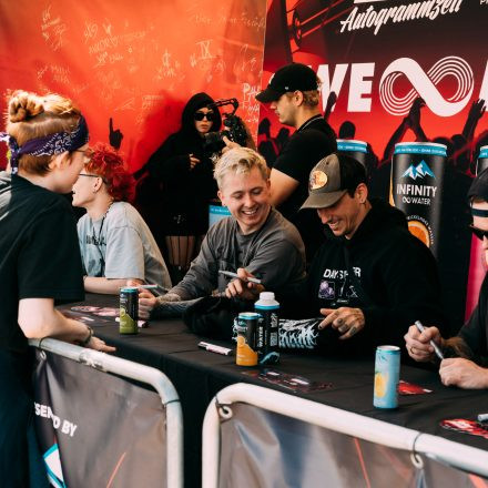 Nova Rock Festival 2026 - Autogrammzelt pres. by Infinity Water - Teil 2