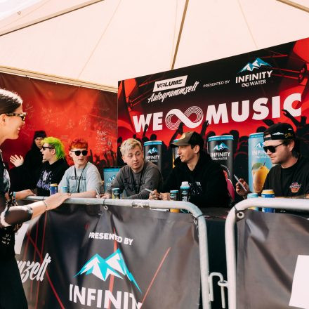 Nova Rock Festival 2026 - Autogrammzelt pres. by Infinity Water - Teil 2