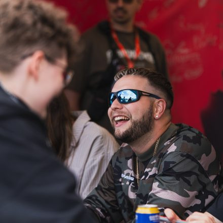Nova Rock Festival 2026 - Autogrammzelt pres. by Infinity Water - Teil 2