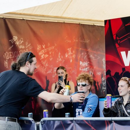 Nova Rock Festival 2026 - Autogrammzelt pres. by Infinity Water - Teil 2