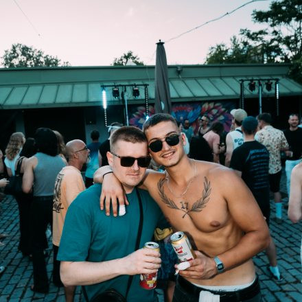 TECHNO AM WASSER x FLASHBACK