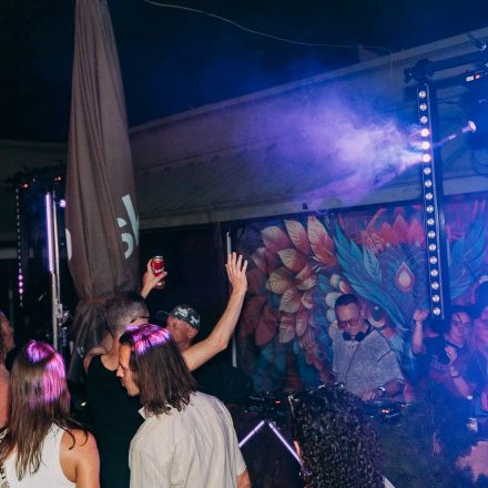 TECHNO AM WASSER x FLASHBACK