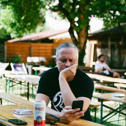 CROWDFLECKERL | RAUTÖNE | SIDRIT VOKSHI - Szene Soundgarden