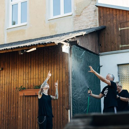 CROWDFLECKERL | RAUTÖNE | SIDRIT VOKSHI - Szene Soundgarden