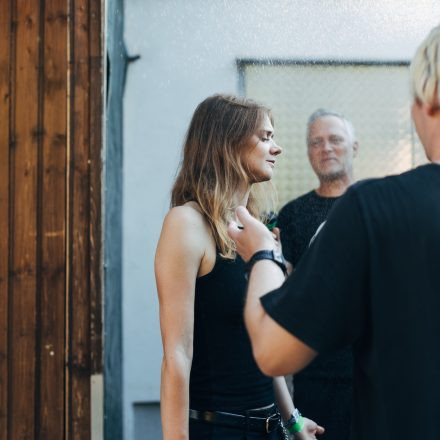 CROWDFLECKERL | RAUTÖNE | SIDRIT VOKSHI - Szene Soundgarden