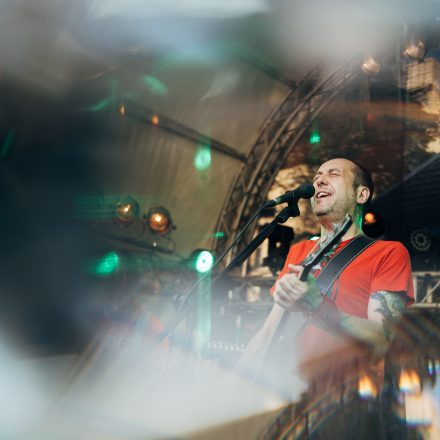 CROWDFLECKERL | RAUTÖNE | SIDRIT VOKSHI - Szene Soundgarden