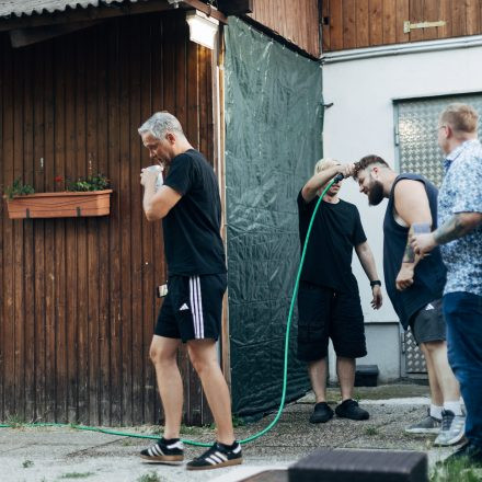 CROWDFLECKERL | RAUTÖNE | SIDRIT VOKSHI - Szene Soundgarden