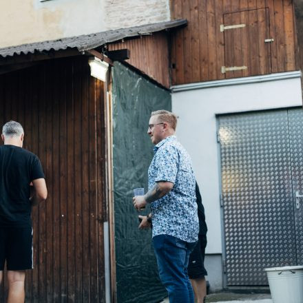 CROWDFLECKERL | RAUTÖNE | SIDRIT VOKSHI - Szene Soundgarden
