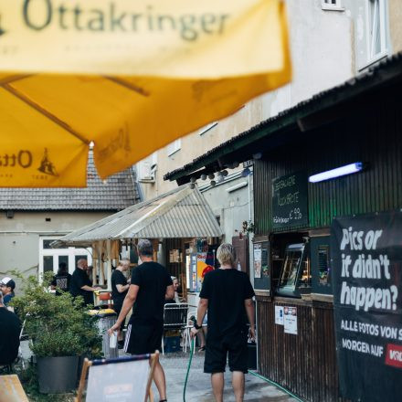 CROWDFLECKERL | RAUTÖNE | SIDRIT VOKSHI - Szene Soundgarden