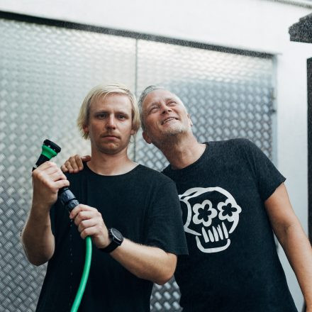 CROWDFLECKERL | RAUTÖNE | SIDRIT VOKSHI - Szene Soundgarden