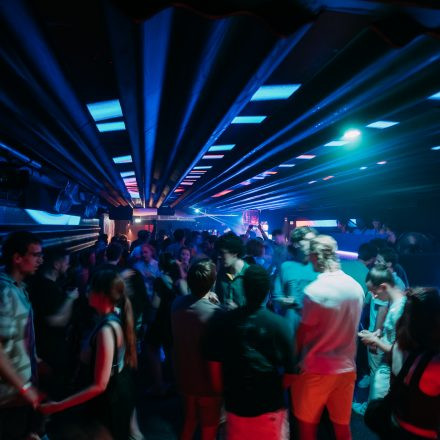 90ies & 2000s SINGLE Party - Season Closing