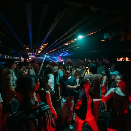 90ies & 2000s SINGLE Party - Season Closing