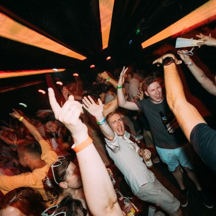 90ies & 2000s SINGLE Party - Season Closing